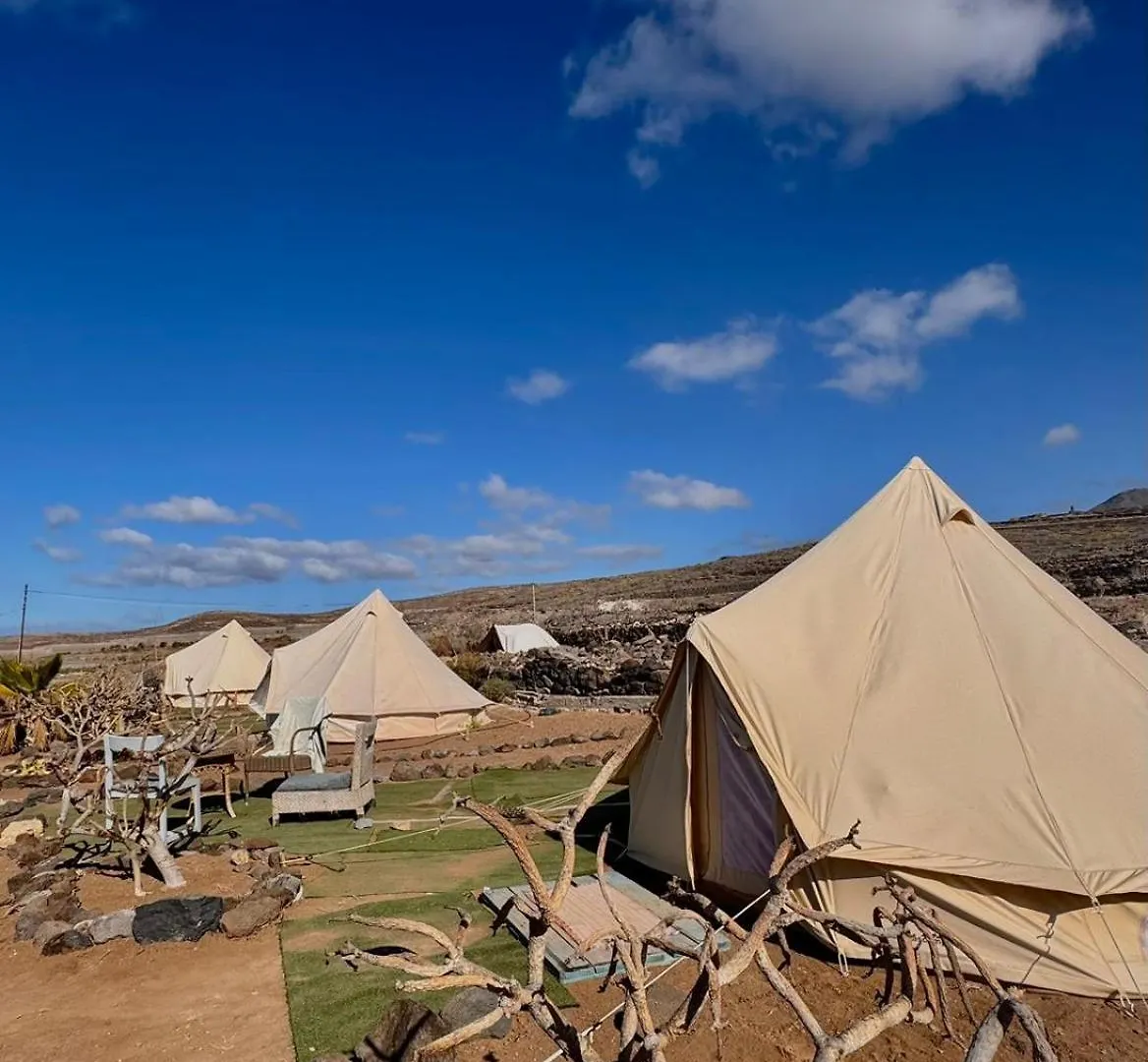 Adeje - Twinfin Hostel & Surf Yoga Camp 2*, カジャオ・サルバヘ