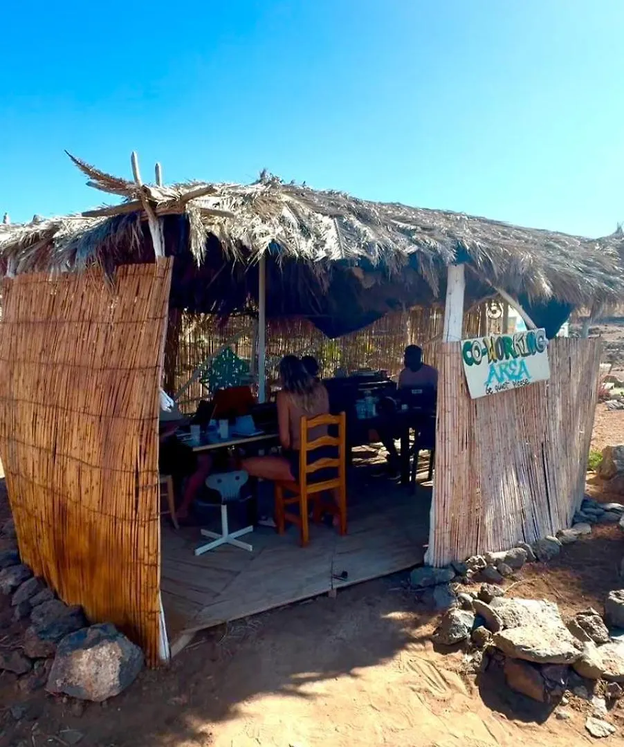 Adeje - Twinfin Hostel & Surf Yoga Camp 2*, Callao Salvaje Ισπανία