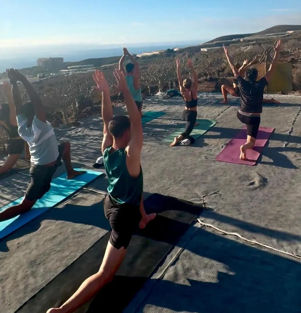 Adeje - Twinfin Hostel & Surf Yoga Camp