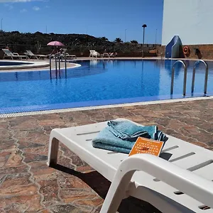 Apartment Hübsche Mit 2 Schlafzimmern, Pool Und Wlan, Strandnähe